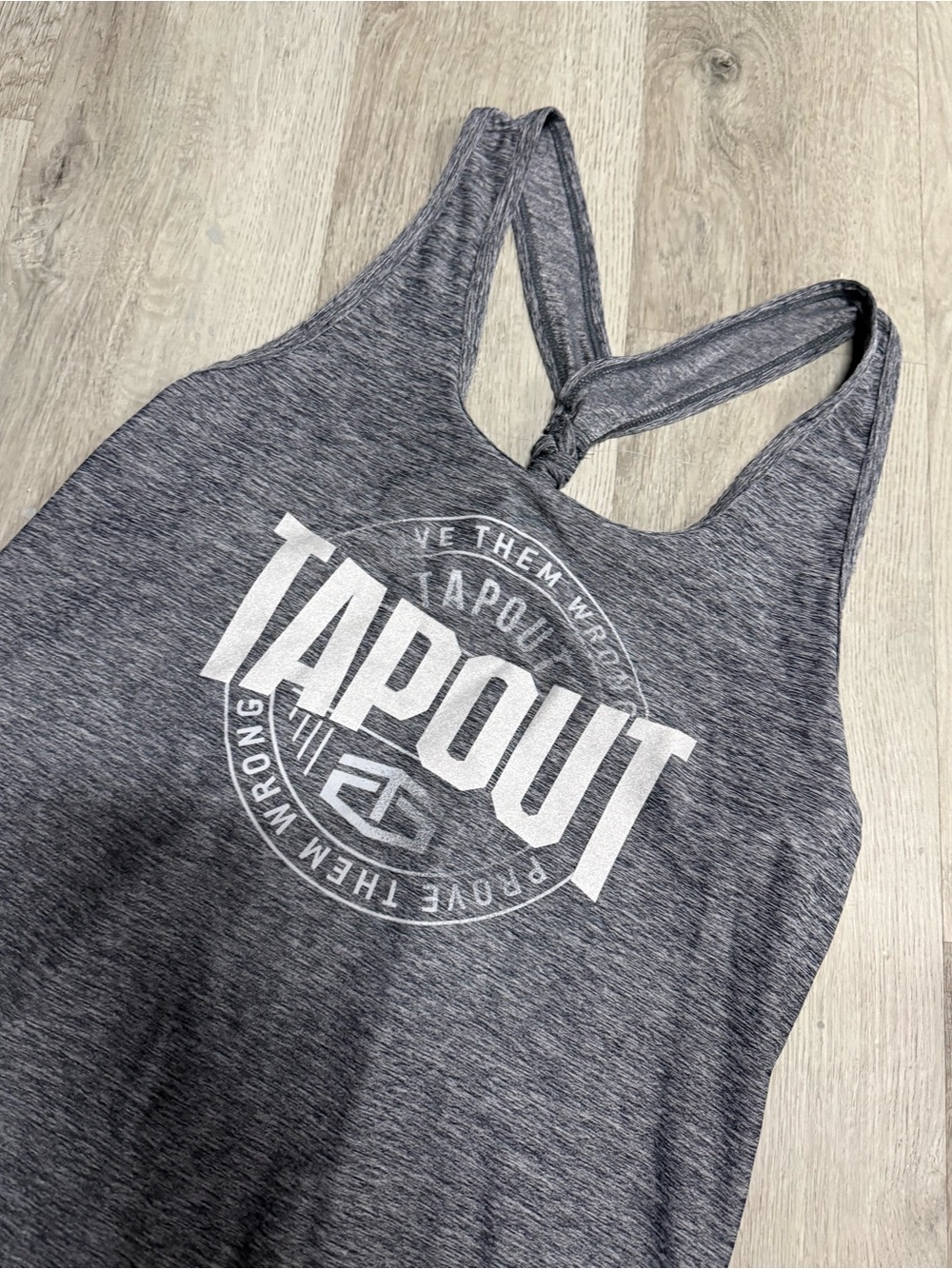 •TAPOUT• TANK TOP - Picture 2 of 5